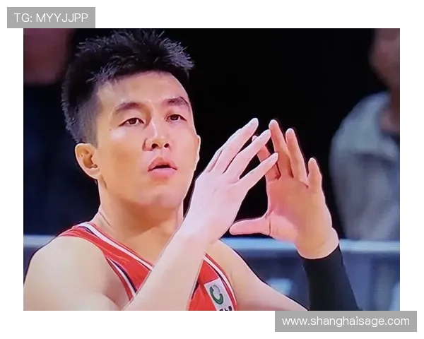 郭艾伦手术一周后积极恢复训练