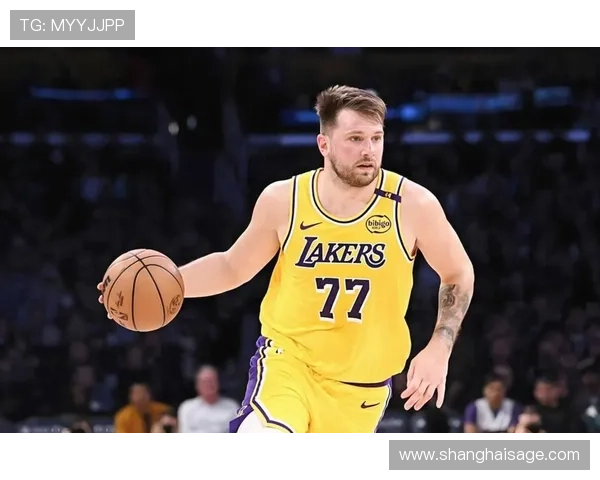 里夫斯称东契奇争MVP赛程艰苦坚持